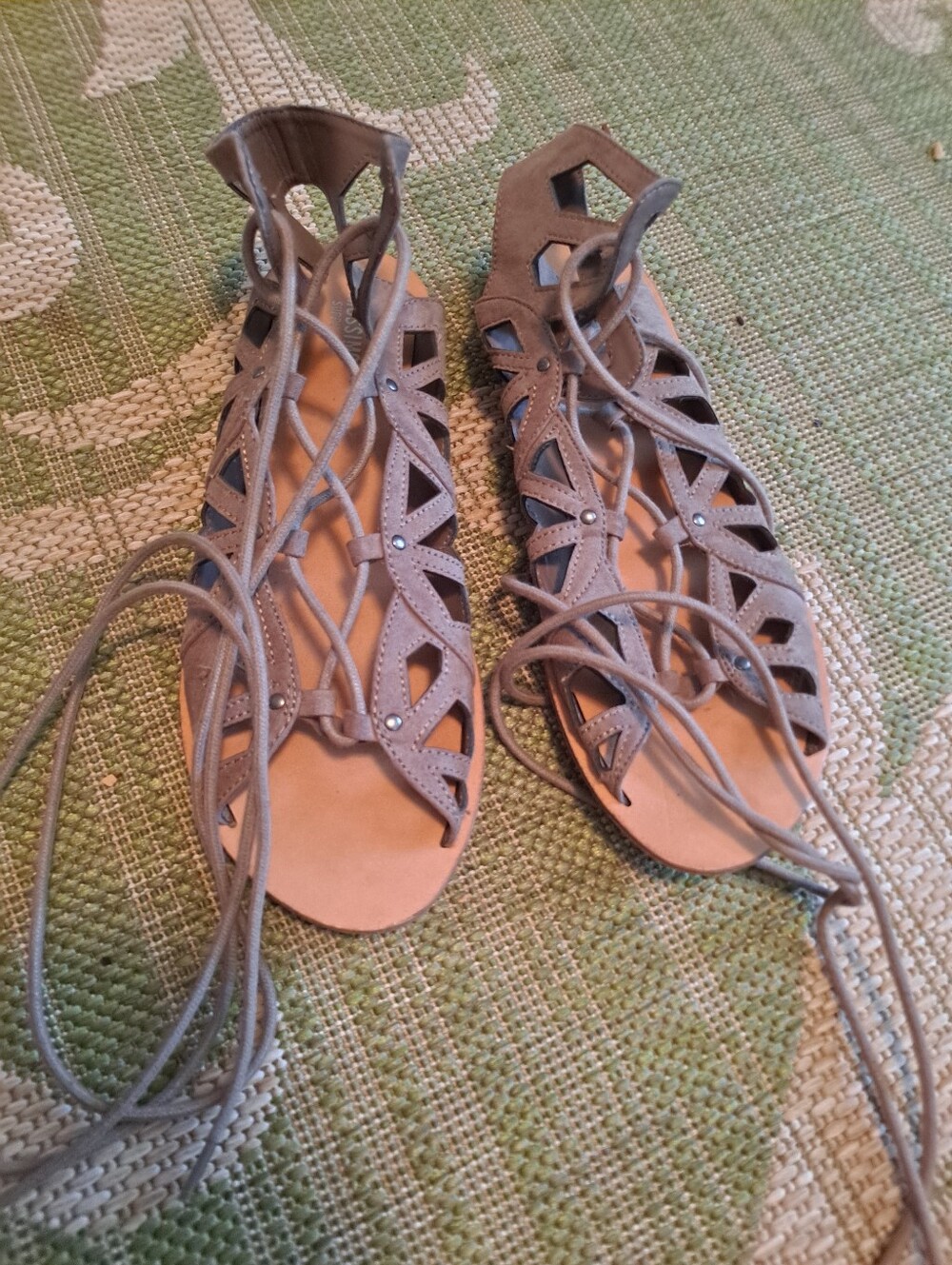 Mossimo Supply Co. Taupe Lace-Up Gladiator Sandals